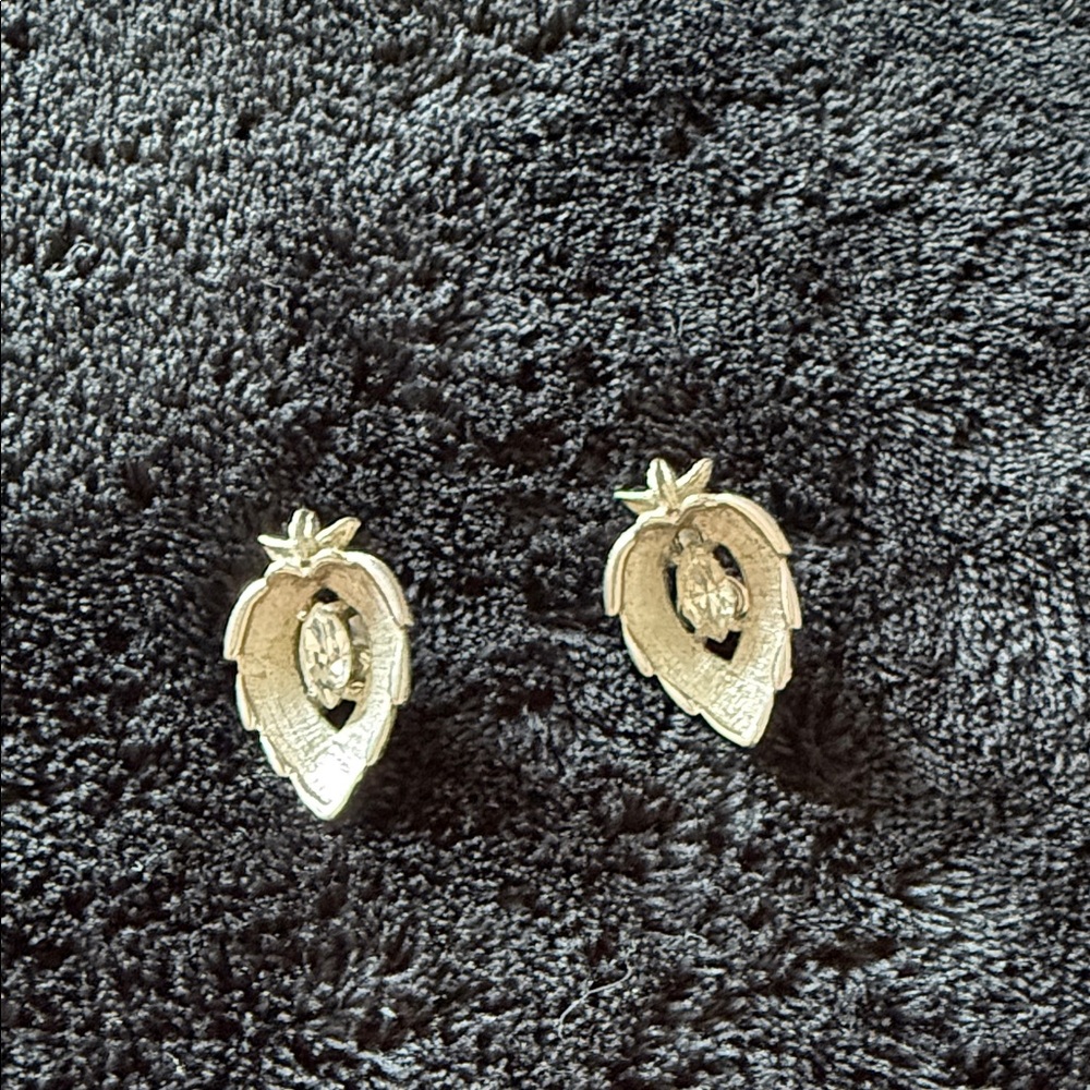 Elegant Silver Leaf Earrings